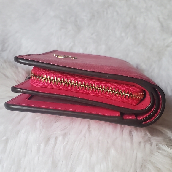 Kate Spade New York Staci Saffiano Leather Medium Wallet Deep Hibiscus NWT - Picture 6 of 16